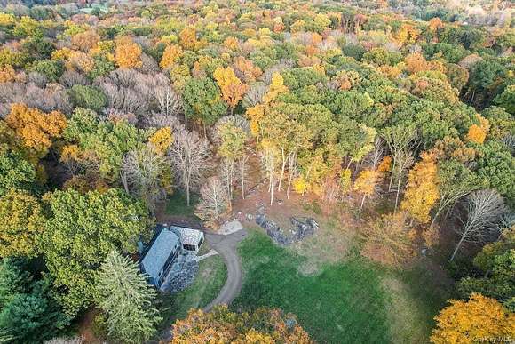 20.8 Acres of Land with Home for Sale in Bedford, New York