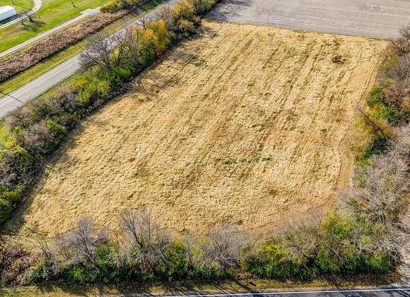 3 Acres of Residential Land for Sale in South Charleston, Ohio