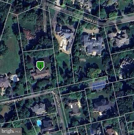 1 Acre of Residential Land for Sale in McLean, Virginia