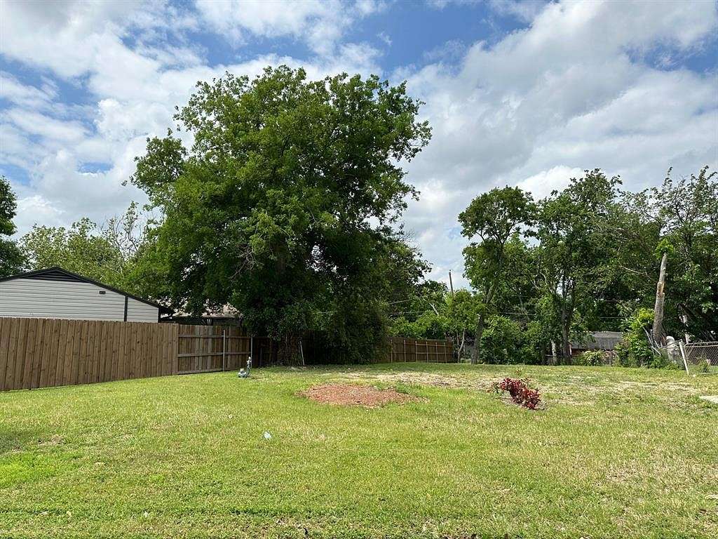 0.11 Acres of Residential Land for Sale in Arlington, Texas