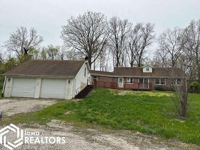 2 Acres of Residential Land with Home for Sale in Ottumwa, Iowa