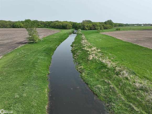 361 Acres of Agricultural Land for Sale in Dows, Iowa