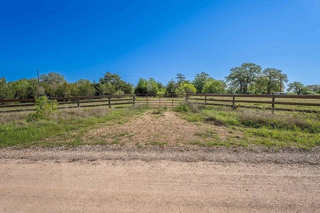 14.5 Acres of Land for Sale in Burton, Texas