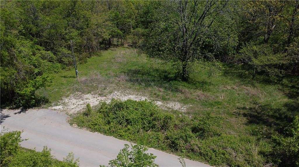 5 Acres of Residential Land for Sale in Garfield, Arkansas
