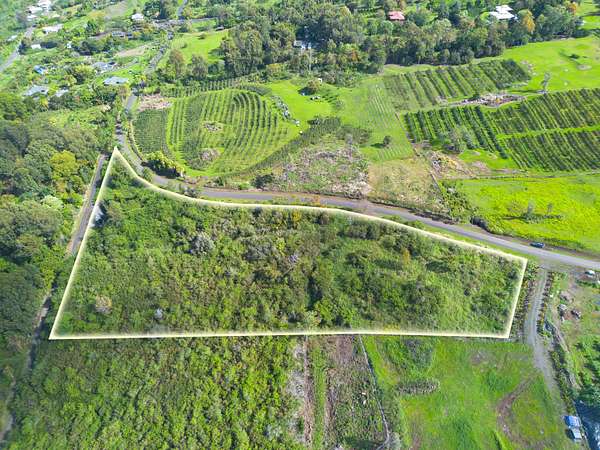 6.49 Acres of Residential Land for Sale in Holualoa, Hawaii