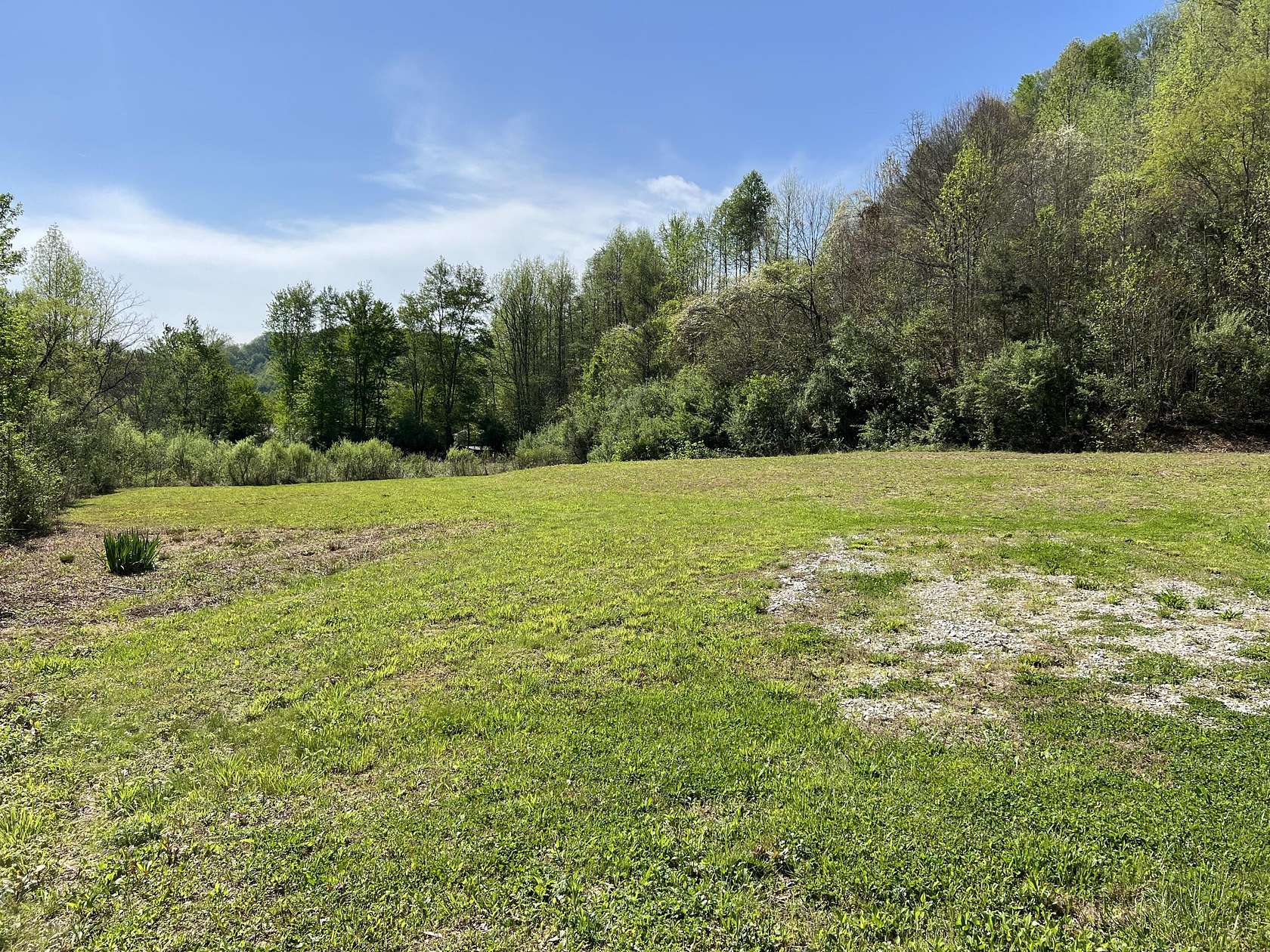 12 Acres of Land for Sale in Bimble, Kentucky