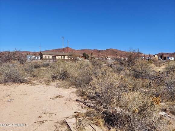 25.39 Acres of Commercial Land for Sale in Rincon, New Mexico