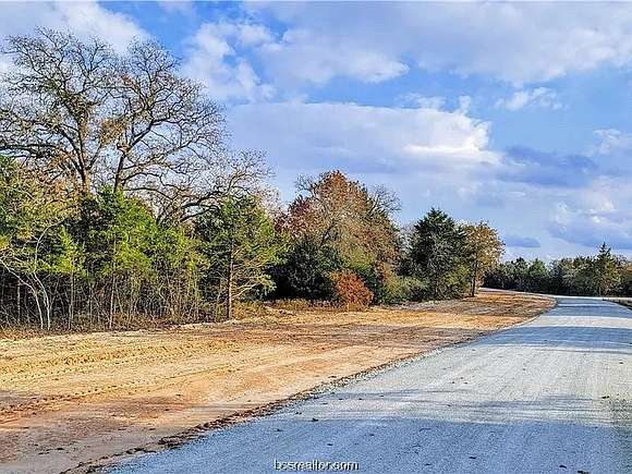 1.249 Acres of Residential Land for Sale in Franklin, Texas