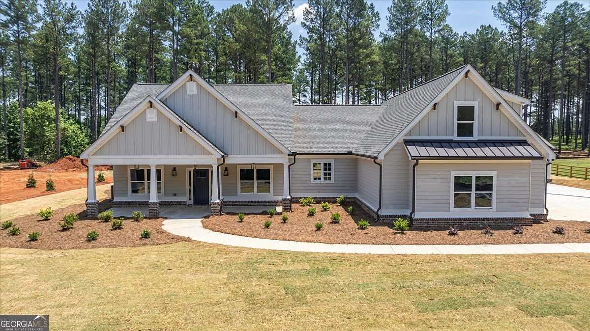 5.06 Acres of Residential Land with Home for Sale in Good Hope, Georgia