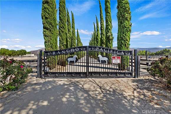 17.7 Acres of Land with Home for Sale in Temecula, California