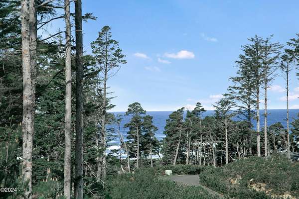 3 Acres of Residential Land for Sale in South Beach, Oregon