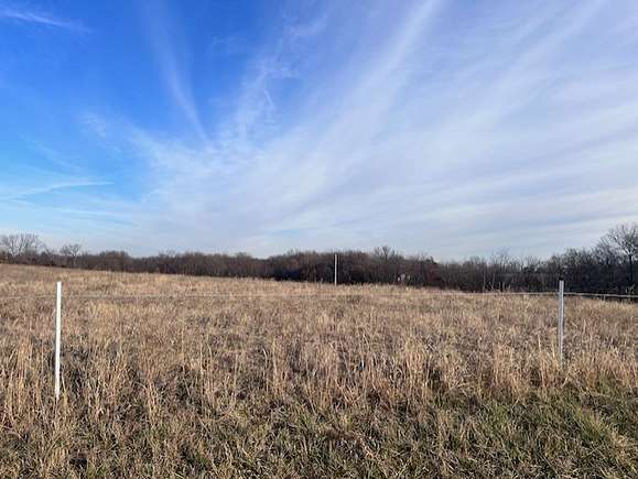 10 Acres of Recreational Land & Farm for Sale in Hamilton, Missouri
