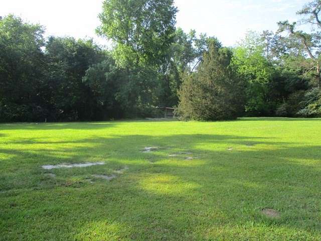 1.8 Acres of Residential Land for Sale in Thomasville, Georgia