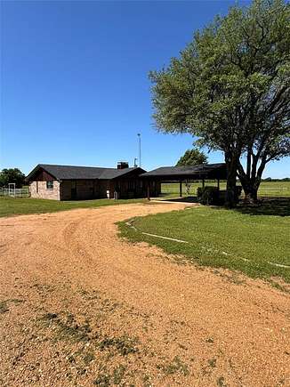 18 Acres of Land with Home for Sale in Bonham, Texas