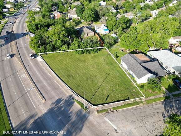 0.3 Acres of Commercial Land for Sale in Waco, Texas