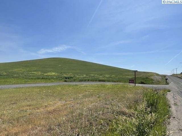 4.5 Acres of Residential Land for Sale in Pullman, Washington