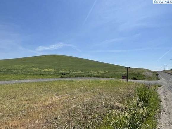 4.5 Acres of Residential Land for Sale in Pullman, Washington