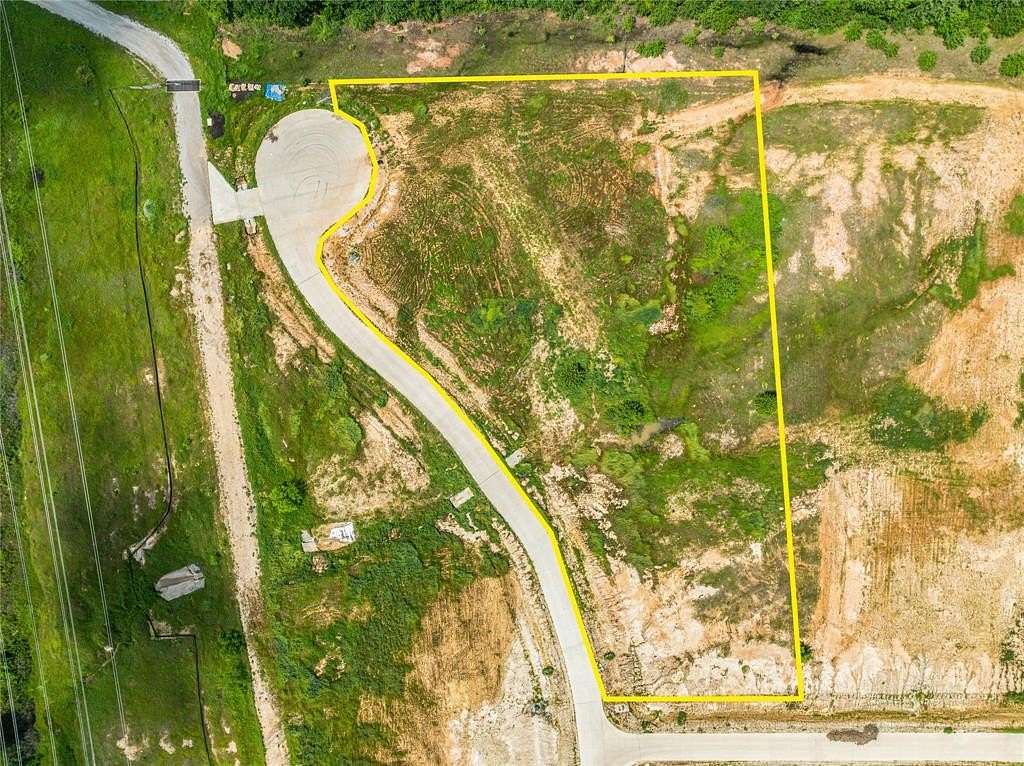 2.18 Acres of Residential Land for Sale in Bartonville, Texas