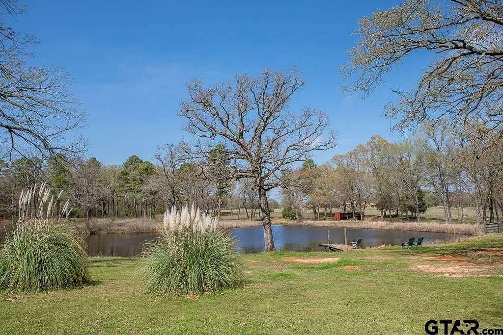 32.6 Acres of Land with Home for Sale in Lindale, Texas