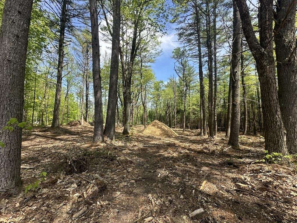 1.2 Acres of Residential Land for Sale in Tuftonboro, New Hampshire