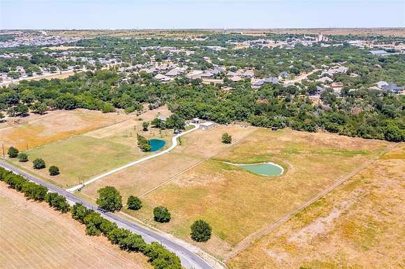 5 Acres of Residential Land for Sale in Aledo, Texas
