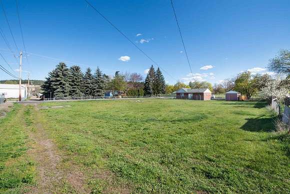 0.38 Acres of Commercial Land for Sale in Spokane, Washington