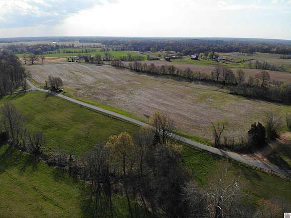 17 Acres of Land for Sale in Paducah, Kentucky