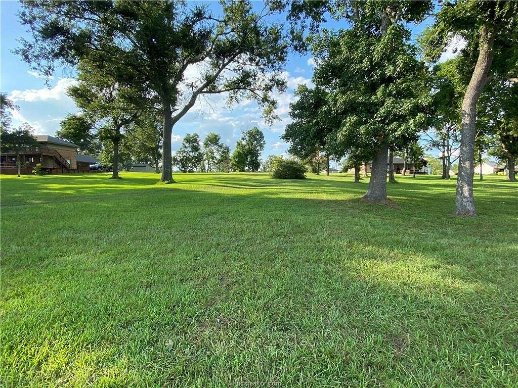 1.1 Acres of Residential Land for Sale in Onalaska, Texas