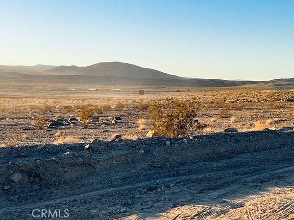 20 Acres of Recreational Land for Sale in Baker, California
