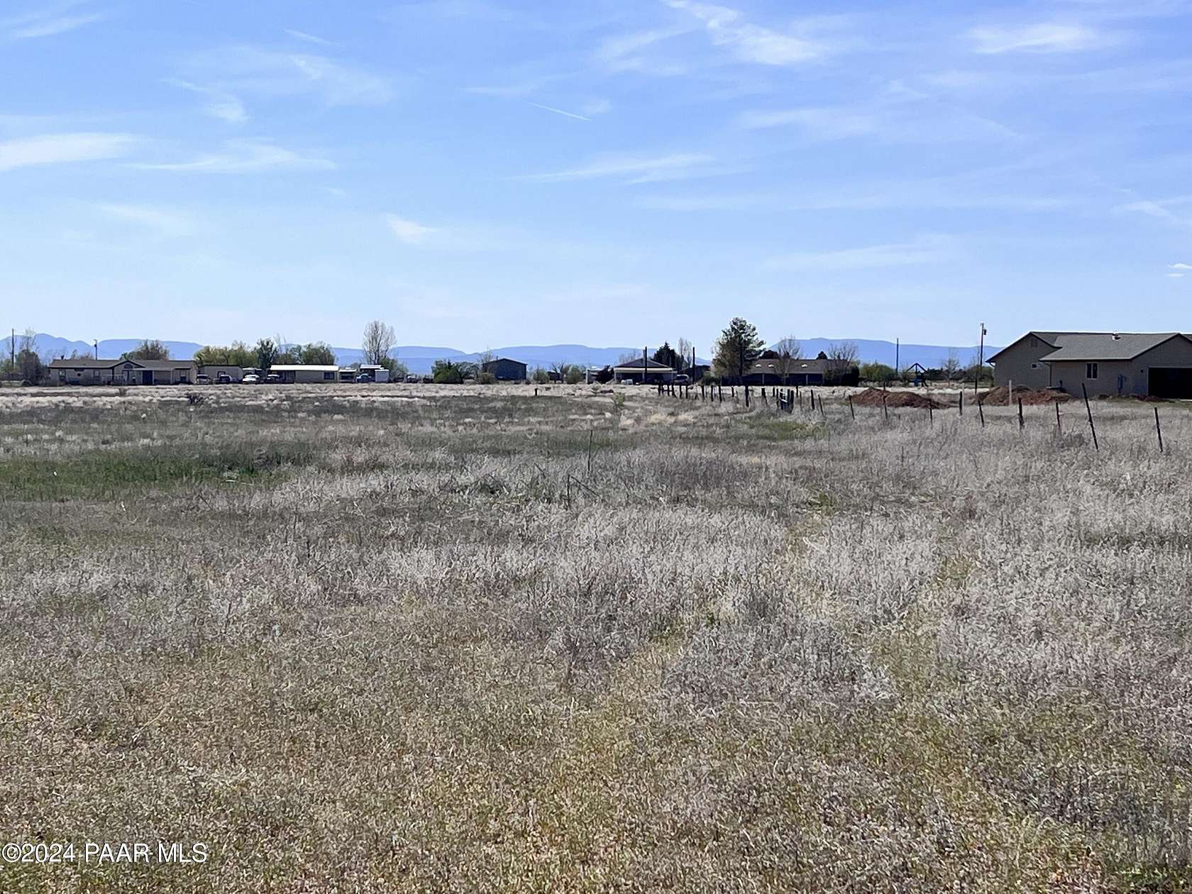 3 Acres of Residential Land for Sale in Paulden, Arizona