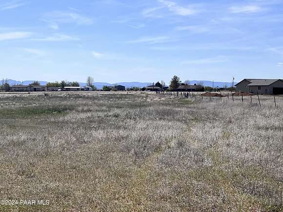 3.01 Acres of Residential Land for Sale in Paulden, Arizona