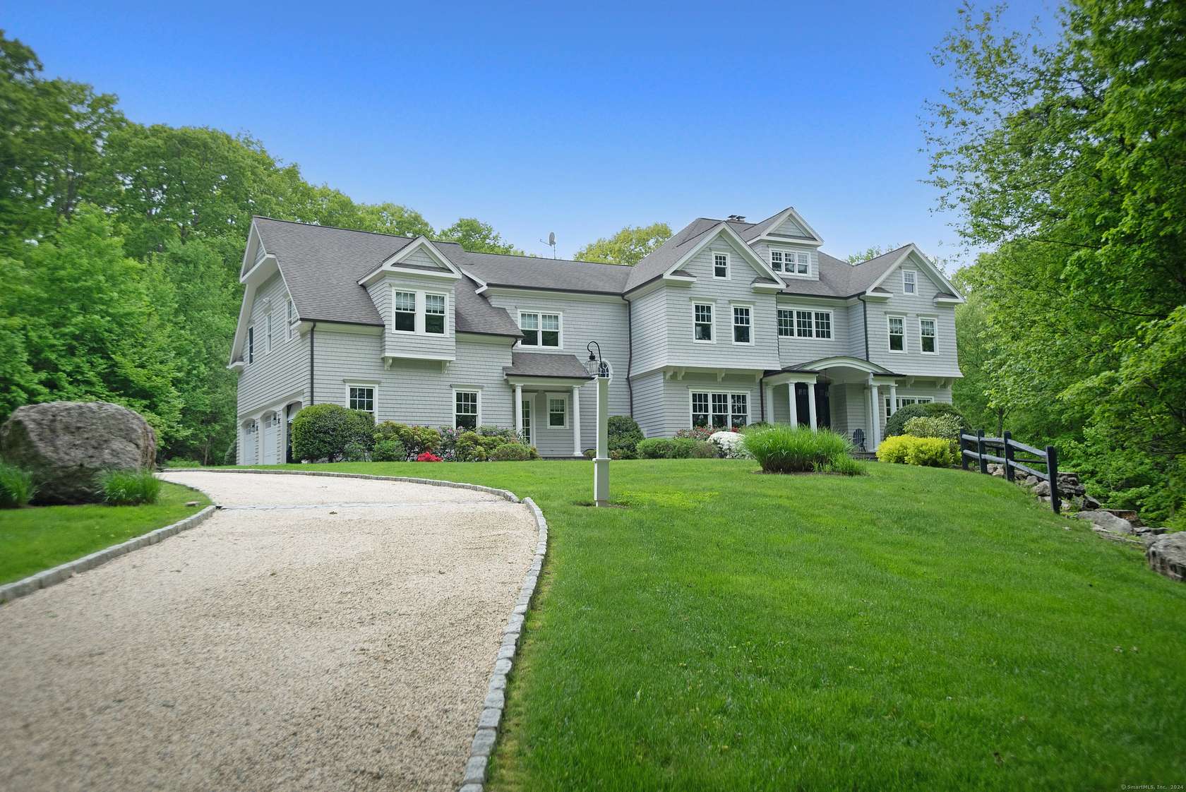 3.2 Acres of Residential Land with Home for Sale in Ridgefield, Connecticut