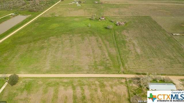 3 Acres of Residential Land for Sale in Shiner, Texas