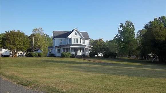 31.7 Acres of Agricultural Land with Home for Sale in Topping, Virginia