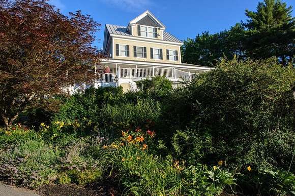 3.3 Acres of Improved Mixed-Use Land for Sale in Ogunquit, Maine