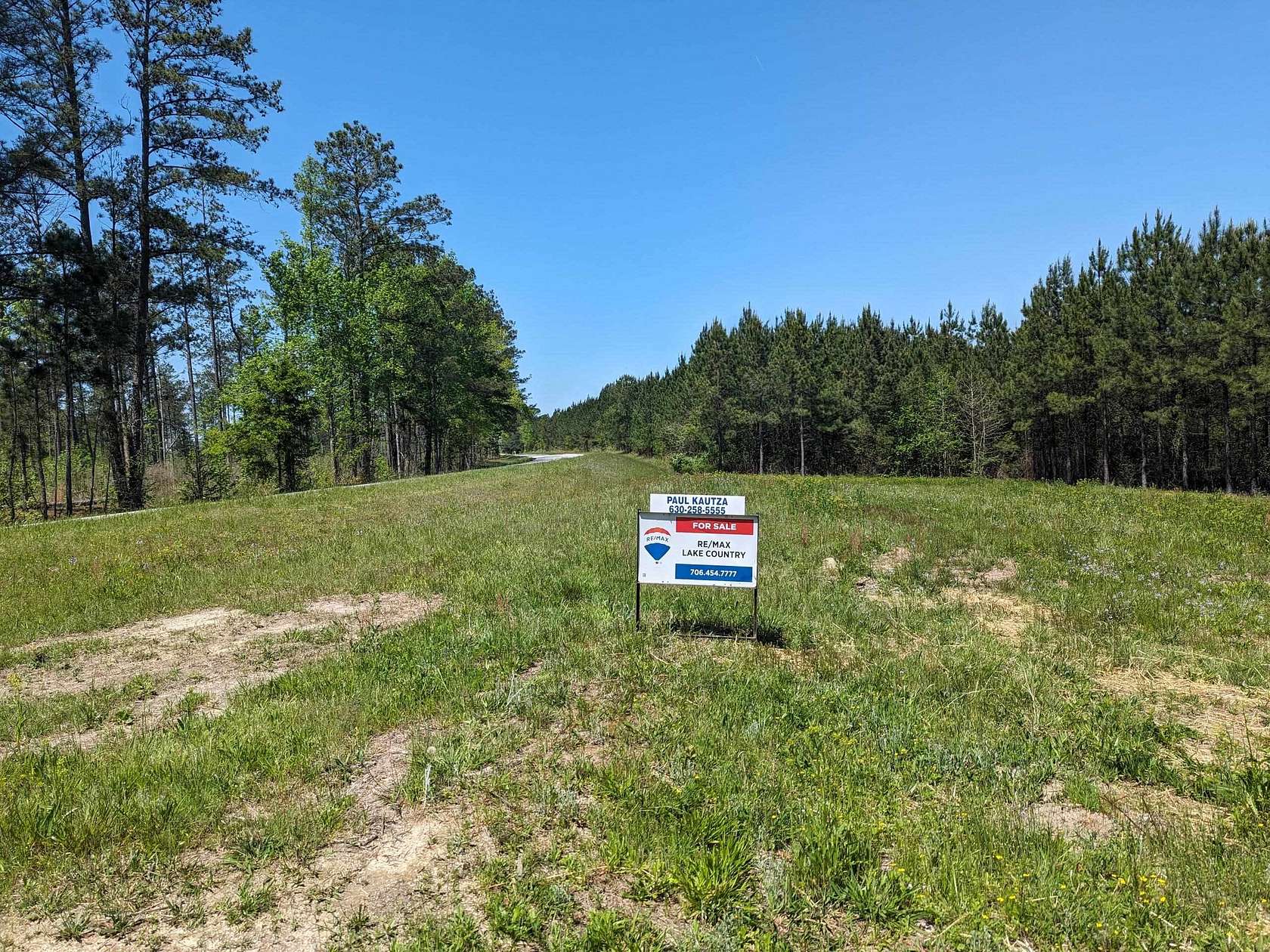 10 Acres of Land for Sale in Greensboro, Georgia