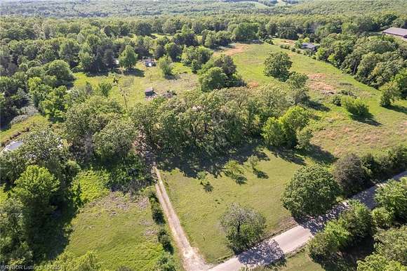13.8 Acres of Land with Home for Sale in Mountainburg, Arkansas