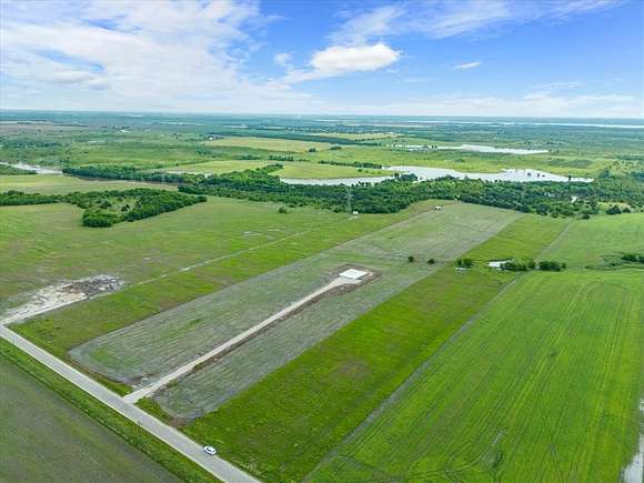 22.2 Acres of Agricultural Land for Sale in Ennis, Texas