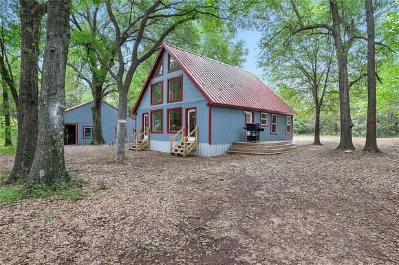 4.1 Acres of Residential Land with Home for Sale in Ivanhoe, Texas