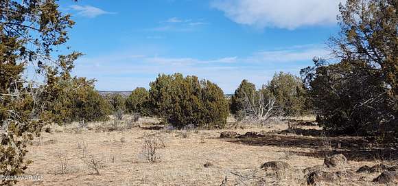 6.4 Acres of Land for Sale in Paulden, Arizona