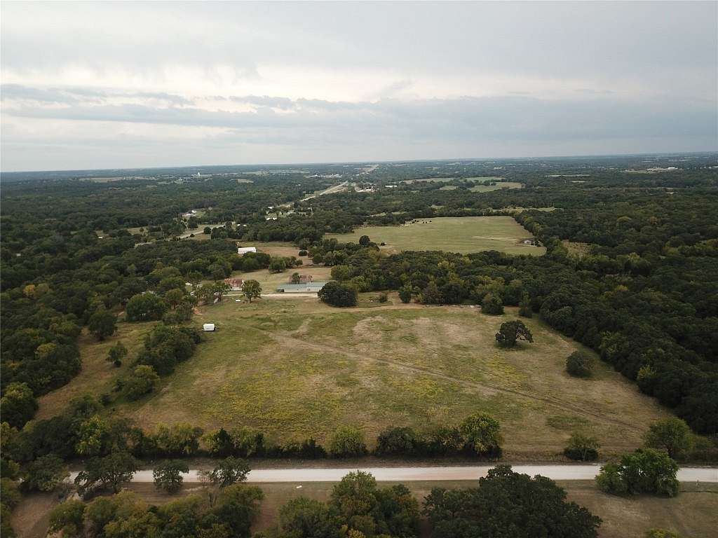 15 Acres of Mixed-Use Land for Sale in Meeker, Oklahoma