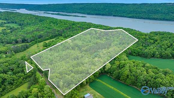 36.8 Acres of Agricultural Land for Sale in Scottsboro, Alabama