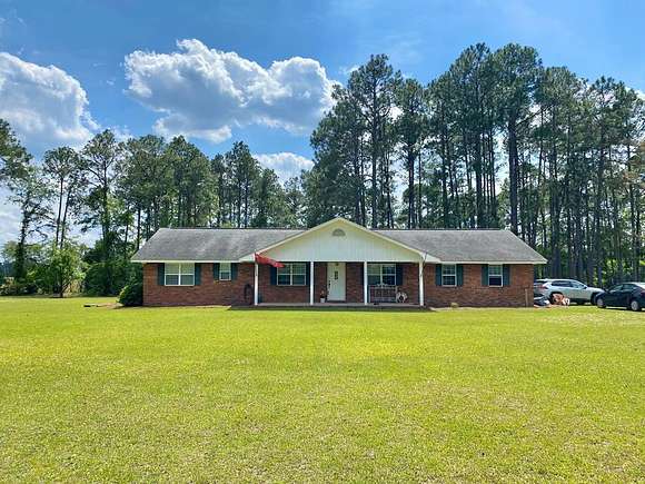 5.1 Acres of Residential Land with Home for Sale in Vidalia, Georgia