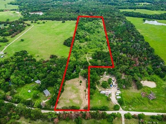 23.5 Acres of Recreational Land for Sale in Purdon, Texas