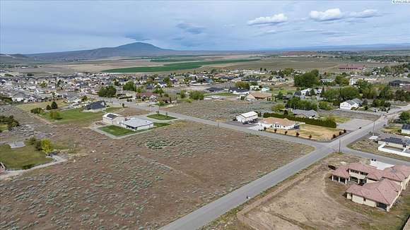 2.5 Acres of Residential Land for Sale in West Richland, Washington