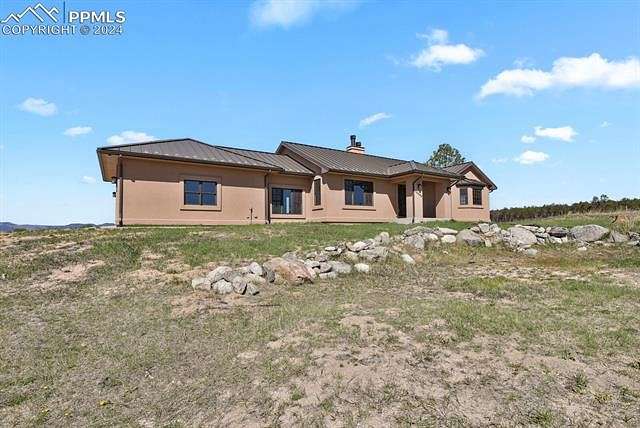 13.4 Acres of Land with Home for Sale in Colorado Springs, Colorado