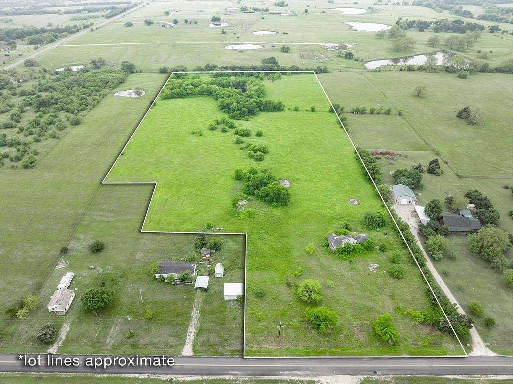 15 Acres of Land for Sale in Leonard, Texas