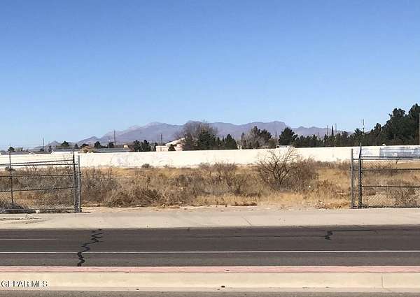 1.2 Acres of Mixed-Use Land for Sale in Anthony, Texas