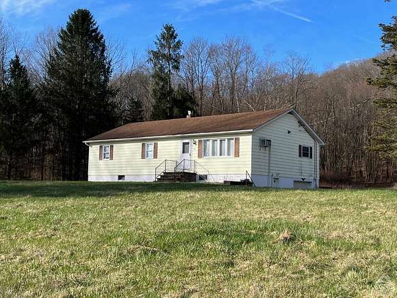 2.8 Acres of Residential Land with Home for Sale in Amenia, New York