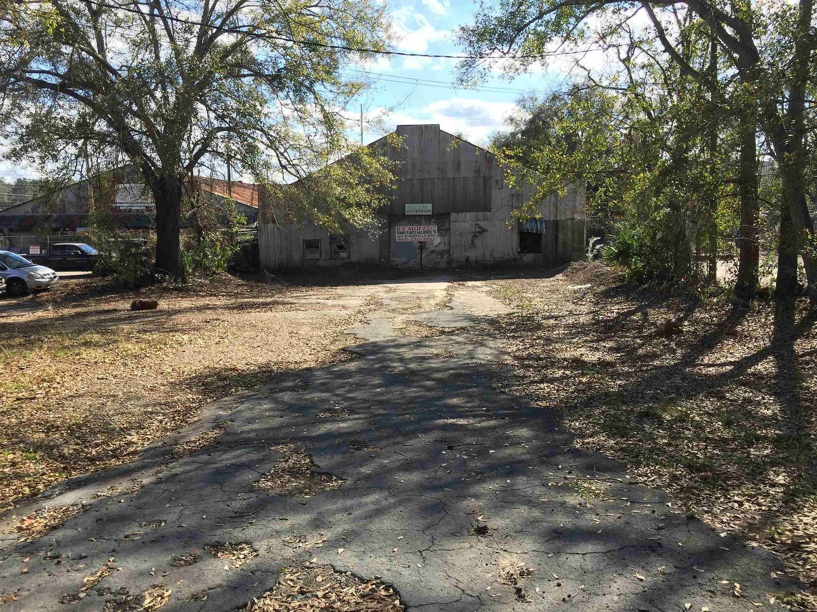0.36 Acres of Commercial Land for Sale in Tallahassee, Florida